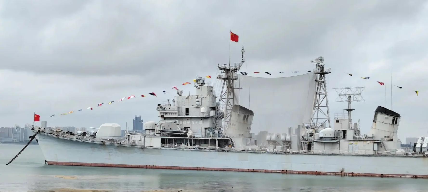 军队很恼火，中国花300亿美元买的俄罗斯武器，如今全部退居二线